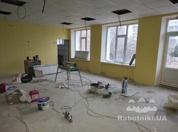 Монтаж міжкімнатних дверей