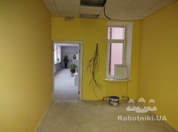 Монтаж міжкімнатних дверей