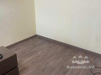 Монтаж мдф плинтуса 17 м.п.