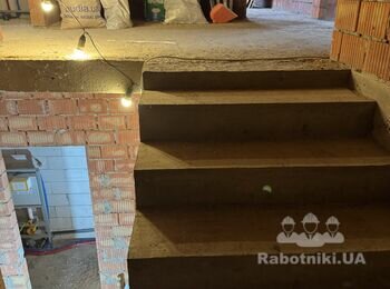 Обшивка бетонних сходів
