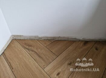 Монтаж МДФ плінтусів