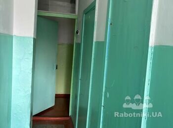 Монтаж металопластикових дверей влаштування відкосів