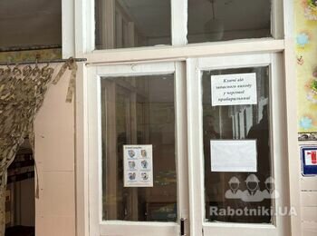 Монтаж металопластикових дверей влаштування відкосів