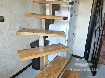 Виготовити і встановити поручень на сходи