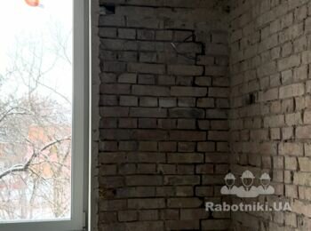 Відновлення / реставрація цегляної стіни в квартирі