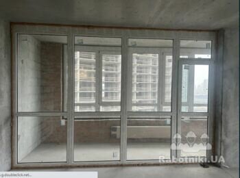 Демонтаж балконної перегородки