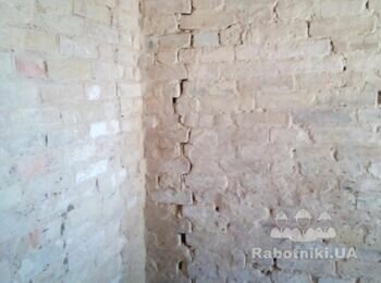 Перекласти з цегли угол будинку