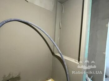 Потрібен плиточник на вкладання плитки в сан вузлі згідно проекту