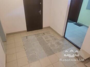 Ремонт підлогового покриття у МЗК житлового будинку