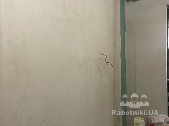 Ремонт приміщення (укладання плитки, розводка води, шпаклівка