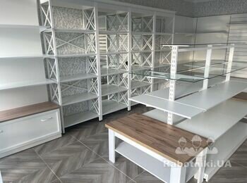 Демонтаж и Перевозка торгових стендів
