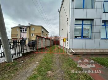 Установка 20 м забору та воріт