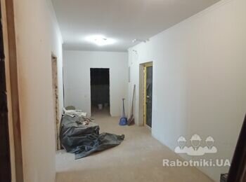 Потрібно пошліфувати стіни жирафом