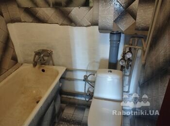 Зашивка сантехнічних труб гіпсокартоном з укладанням плитки