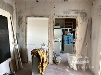 Підготувати підлогу і вкласти ламінат + додаткові роботи. Троєщина