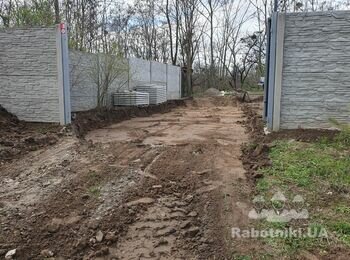 Укладання тротуарної плитки 60 мм на пісчано цементну основу 76 кв м