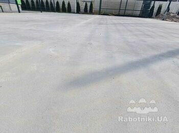 Нанести покрытие на спорт площадку 150 м.2