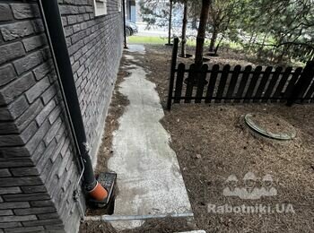 Вкладання тротуарної плитки. Фем