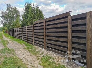 Будівництво паркану з дерева 185 м. та відкату х воріт