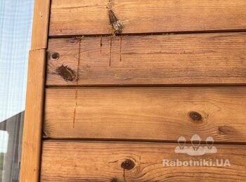 Реставрація деревяних перил балкону, деревяного фасаду