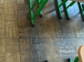 Циклювання паркету, покриття лаком (клас в школі, 48 м)