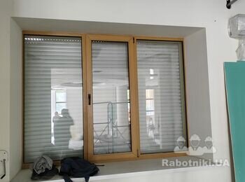 Фарбування алюмінієвих вікон, ПВХ дверей, поручнів металевих