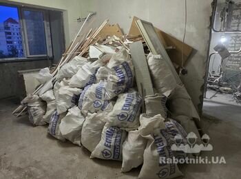 Вывоз строймусора в мешках +- 150 мешков + балконный блок