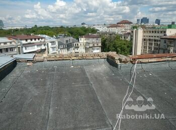 Відновлення парапету на даху
