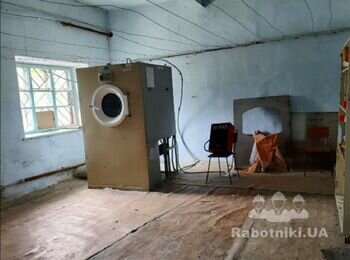 Встановити промислові пральні машини та сушки