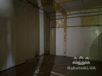 Демонтаж сендвіч панелей та металоконструкцій.