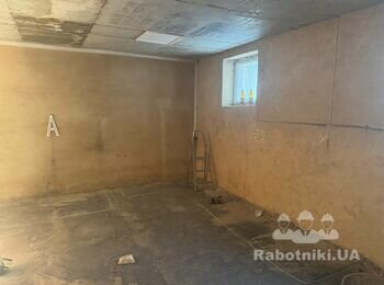 Укладання плитки на підлогу та стіни загальною площею 80м2