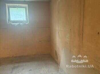 Укладання плитки на підлогу та стіни загальною площею 80м2
