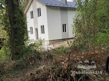 Благоустрій тереторії від стадії "після будівельників" до "під ключ"