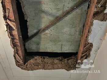 Монтаж сходів розкладних на горище