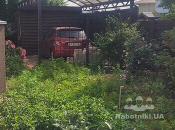 Благоустрій прибудинкової території