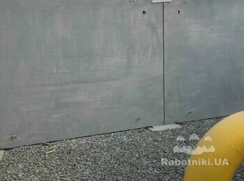 Встановлення огорожі з з/б плит, колючий дріт, доріжки