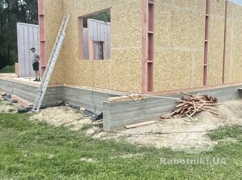 Улаштування покрівлі з ПВХ мембрани 120 м2.