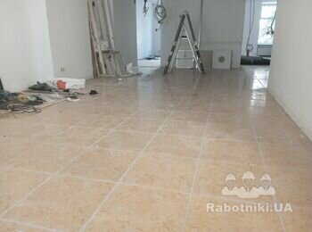 Укладання 160м2 плитки на підлогу.