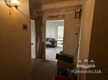 Потрібно зробити кухню та коридор
