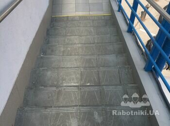 Демонтаж монтаж сходів з бетону (моноліт)