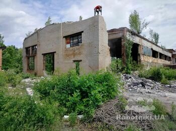 Демонтаж промислового цеху