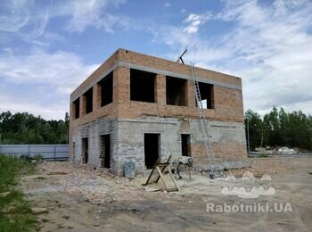 Завершення будівництва приміщення