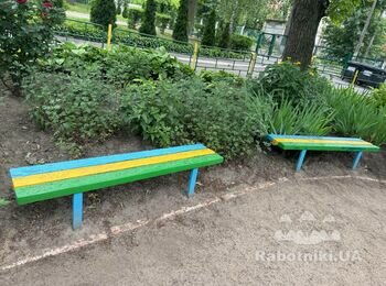 Зняти стару фарбу з дит.майданчика, шліфувальною машинкою ( болгаркою)