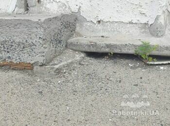 Монтаж забору з плит