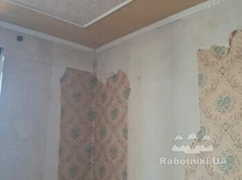 Поклейка шпалер 125 квм в квартирі.