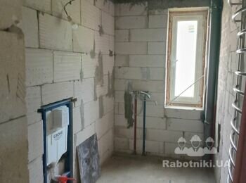 Укладка плитки 30х60см 30м2 в санузле. Вышгород