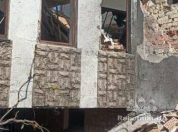 Вивіз будівельного сміття після прильоту дрону