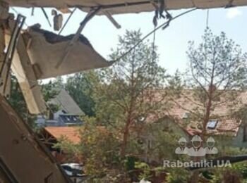 Вивіз будівельного сміття після прильоту дрону