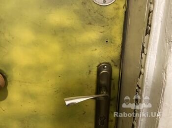 Заміна замків у вхідних дверях