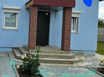 Потрібні майстри на укладку кам'яного килиму